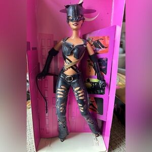 Vintage Mattel 2004 Catwoman Barbie: promo from the movie starring Halle Berry.
